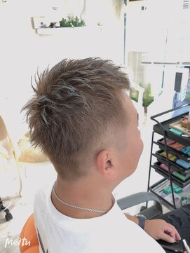 ヘアーアンドビューティー ギブリ(Ghibli) アシメショート