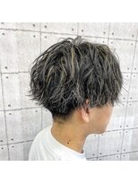 シリー(SILLY)&nbsp;センターパートスパイラルハイライト