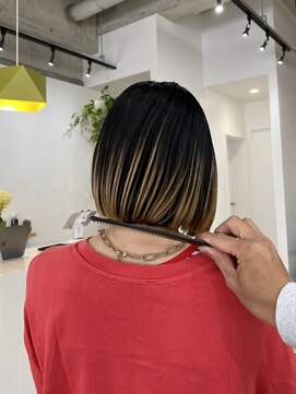 ウッド(uood) 【uood】ボブとコントラストカラー