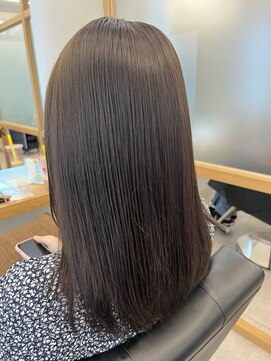  リュクスバトーバイトリコ 船橋南口店(Luxe BATEAU by tricot) ラフグレージュ