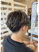 ロルド シェリ(Rold Cheri)&nbsp;ツイストスパイラル/金メッシュ/刈り上げマッシュ