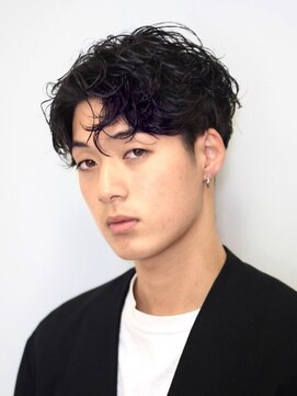 ヘアーアイスカルテット(HAIR ICI QUARTET) コンマヘアツーブロックマッシュカルマパーマノーセットマッシュ