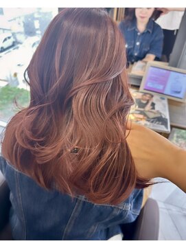 アリスバイアフロート 自由が丘(ALICe by AFLOAT) ピンクブラウン/艶カラー/くびれミディアム/自由が丘