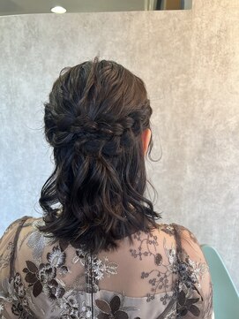 コス(COS) 【COS/平塚/加藤】ハーフアップアレンジ。