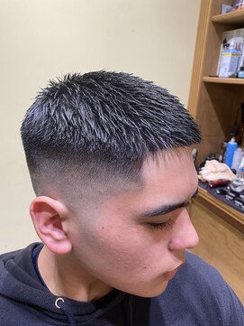 フォーコーナーズ(Four Corners) バズフェード