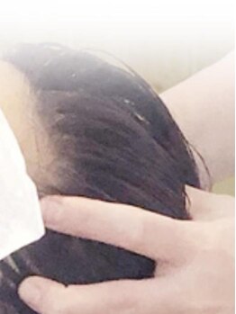 ココロヘアーデザイン(COCORO HAIR DESIGN)の写真/髪や頭皮のお悩みを改善したい方にオススメ。頭皮の汚れを落とし、頭皮から美しく健康的な髪へ導きます◎