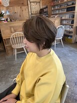 ウィークエンド(WEEKEND)&nbsp;ナチュラルベージュショートスタイル