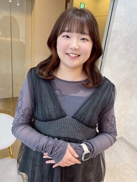 ジーナ 札幌大通(Zina) 美髪*イヤリング/オレンジ*くびれセミウェーブ*Zina札幌大通