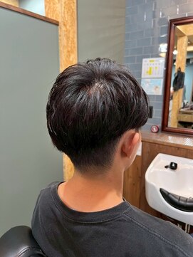 スタンドバーバー 柏(STAND BARBER) MEN’S HAIR/ブルーブラック/フェザーパーマ/ 柏