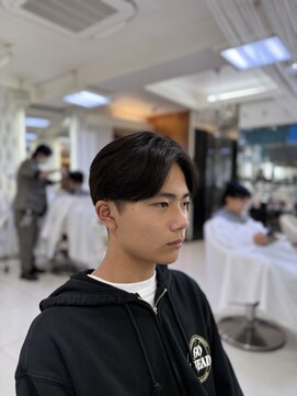 クオリス 赤塚店(QUALIS) 大人カジュアル◎刈り上げセンターパート×秋ヘア