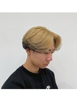 美容室ヒラトヤ 都南店&nbsp;10代20代ハイトーンセンターパート黒髪インナーカラー