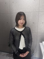 ウニュ(unu.)&nbsp;梅雨対策，前髪ストレート、結べるボブ，オリーブカラー