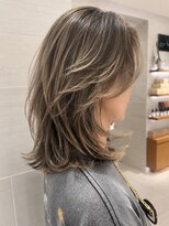 ピークアブー アヴェダ ギンザシックス(PEEK-A-BOO AVEDA GINZASIX)&nbsp;ミルクベージュ×レイヤーカットで叶える透明感ロング