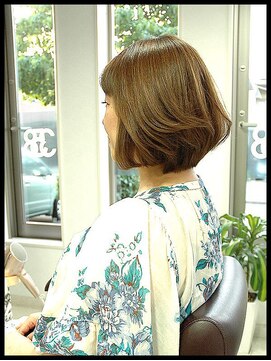 メタ(META) 綺麗でセクシーで魅力的なスタイル