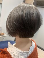 アールサロン オカザキ(Rr salon.OKAZAKI)&nbsp;前下がりショート