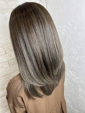 プライズ アイリス 池袋東口店(prize Iris) 白髪ぼかしハイライト30代40代50代￥15400