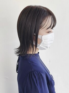 ボットー(Botto.) 肩上外ハネスタイル