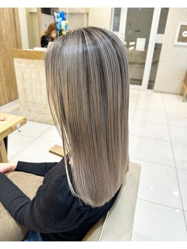 クレア本厚木(CREA) シャドールーツ