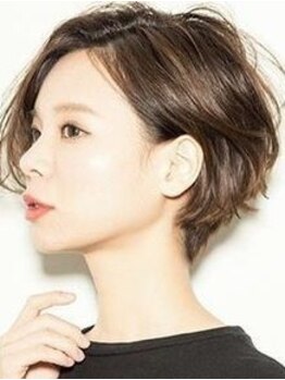 ブームヘアー 唐木田店(BooM HaiR)の写真/ショートやボブならお任せ！骨格・髪質・クセを見極めて、あなたに似合うスタイルをご提案します。