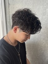 ワンズ リー 下北沢店(ONE's ly) ハイライト/マッシュパーマ/ウルフ/アッシュブラック