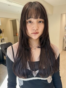 ユイル(Uil) 小顔前髪顔周りレイヤー×グレージュカラー デザインカラー