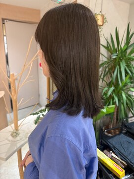 ユッカ 梅田(YUCCA) 【 YUCCA 】大人可愛い20代30代オリーブグレージュ/透明感カラー