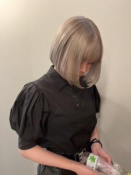 サンプラス(san+) 【柏原良亮】シルバーグレージュ