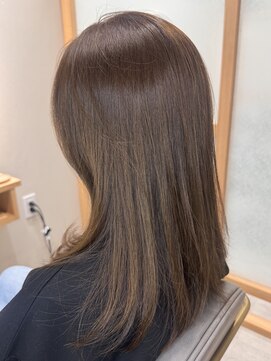 イゾラ(isola) 【isola】色むらを綺麗に/水トリートメント/サラサラヘア