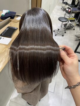 フェリア 松山(Feria) 【Feria松山】白石の美髪矯正☆