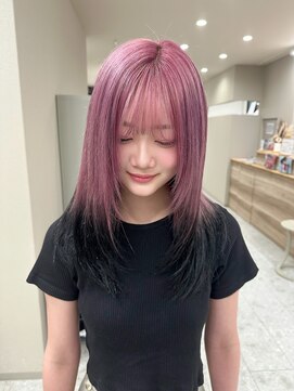 シカ 神戸三宮元町店(Cica) ピンク　エンドカラー　エンドブラック　ブリーチ　神戸　三宮