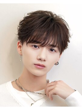 アイトーキョー 池袋(AI TOKYO) シースルーフェザー