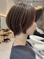 ソワネ 表参道(soigne)&nbsp;表参道白髪ぼかし顔周りレイヤーくびれショートボブアッシュ40代