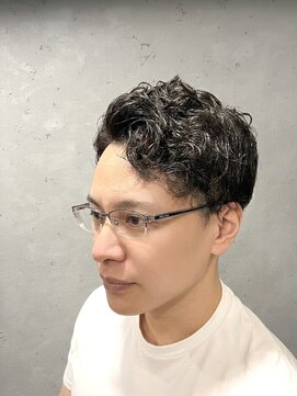 ワンワンオー バーバーショップ 長浜店(@110 BARBER SHOP) アップバングパーマ