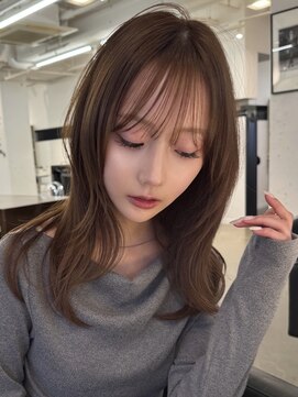 アビー(ABBEY) レイヤーカットハッシュカットフェイスレイヤーシースルーバング