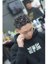 オーシャンベースバーバーショップ(Ocean Base Barber Shop)&nbsp;極道パーマ×メッシュ