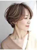 大人可愛い40代50代くびれショートボブ丸みショート