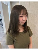 ウフアンビアンス(Oeuf.ambiance)&nbsp;透明感オリーブグレージュ×顔まわりレイヤー