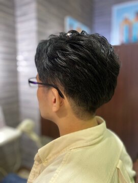 美容室 イルフェドゥ(Il fait doux) 2ブロッククセ毛men's