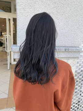 ニコラ(NICOLA) ブリーチオンカラー×ロング ダークグレージュ