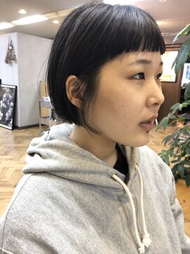 スワッグ(Swag) ワイド×ミニボブ