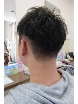 コアフィールフィス(COIFFURE fils) ビジネスベリーショート ツーブロショート