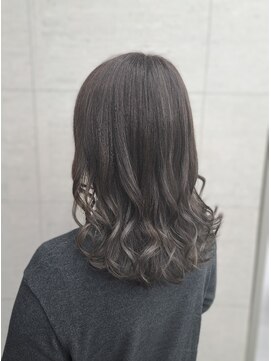 ノミネーション(Nomination) グラデーション×グレイパール