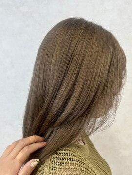 クプア 柏(kupua) ミディアム/ベージュカラー[柏/柏駅]