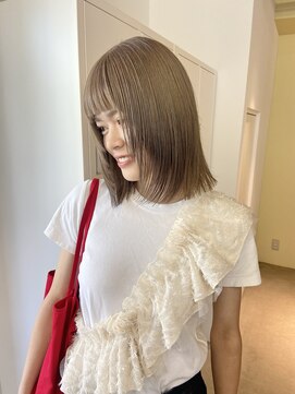 ロジェ(loje) [loje]ミルクティーグレージュ/こなれミディ/ハイトーン