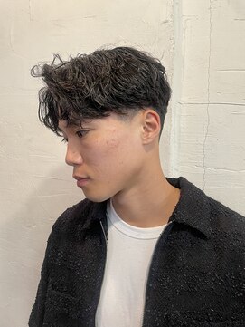 ビーバイエイトジェンツ(Bee by EIGHT GENTS) スペインカール/韓国マッシュ/スパイキーショート/南堀江