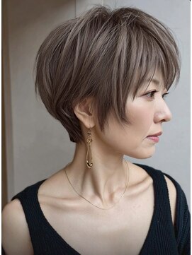 白髪ぼかし似合わせ大人ショート30代40代50代60代◎