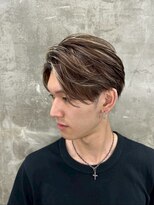 メンズサロン キング 心斎橋店(Men’s salon K!ng) フェザーショートアップバングセンターパートメンズハイライト
