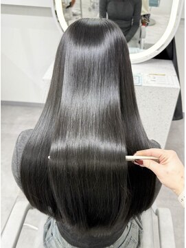 エルサ(Elsa) 【Elsa元町・三宮】サラ艶愛されストレート◎弱酸性縮毛矯正