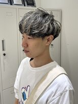 ジーナ 吉塚(Zina)&nbsp;メンズマッシュ【福田れん】吉塚美容室 ハイライト メッシュ