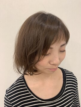 ハナ ビューティーヘアー(hana.) オン眉ボブ